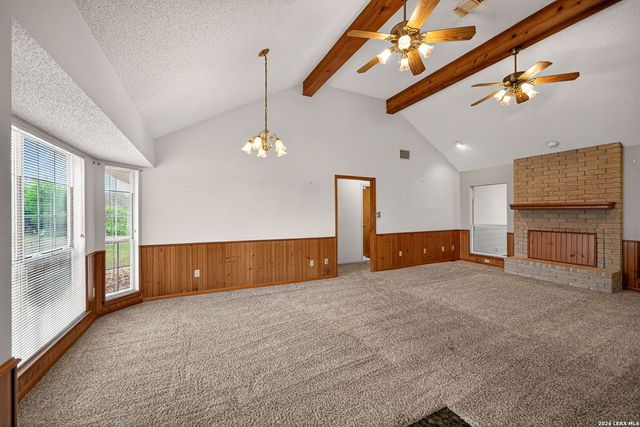 418 County Road 574, Castroville, TX 78009