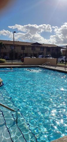 6850 NW 173rd Dr 106, Hialeah, FL 33015