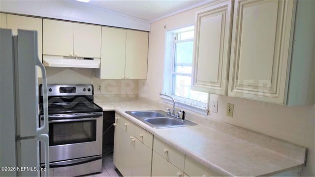 4261 SABINE Drive, Jacksonville, FL 32210