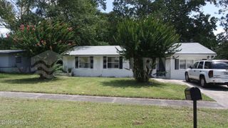 4261 SABINE Drive, Jacksonville, FL 32210