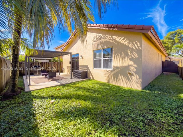 12817 SW 54th Ct, Miramar, FL 33027