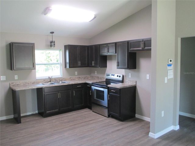 5762 NW 5TH STREET, Ocala, FL 34482