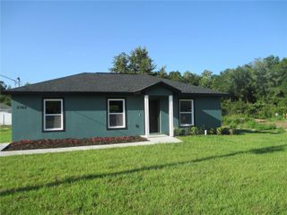 5762 NW 5TH STREET, Ocala, FL 34482