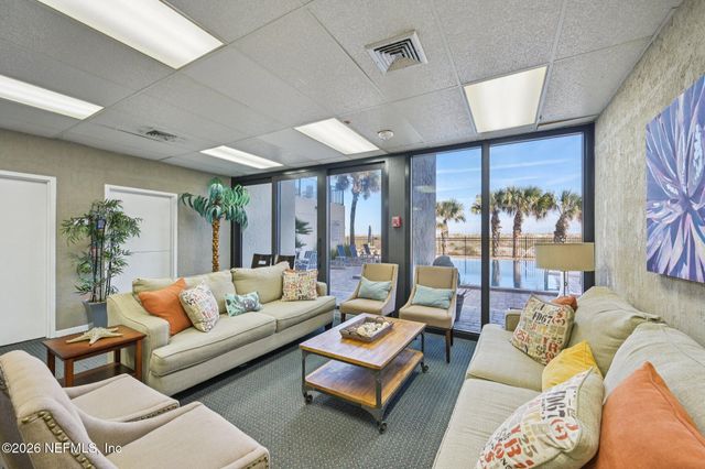 601 1ST Street S 5E, Jacksonville Beach, FL 32250