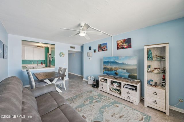 601 1ST Street S 5E, Jacksonville Beach, FL 32250