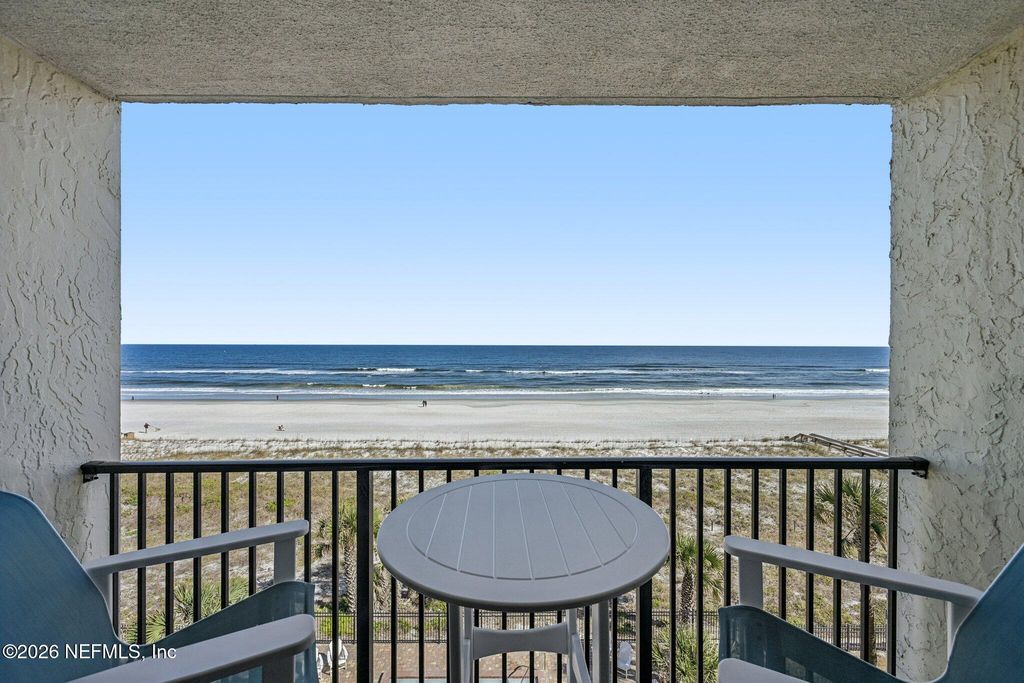 601 1ST Street S 5E, Jacksonville Beach, FL 32250
