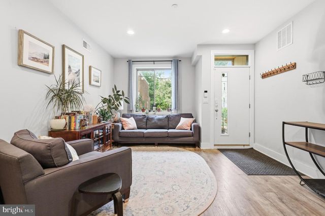 64 GOOD ST, Philadelphia, PA 19119