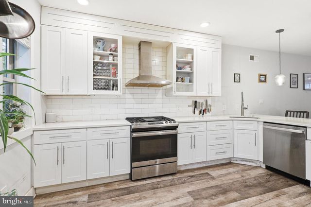 64 GOOD ST, Philadelphia, PA 19119