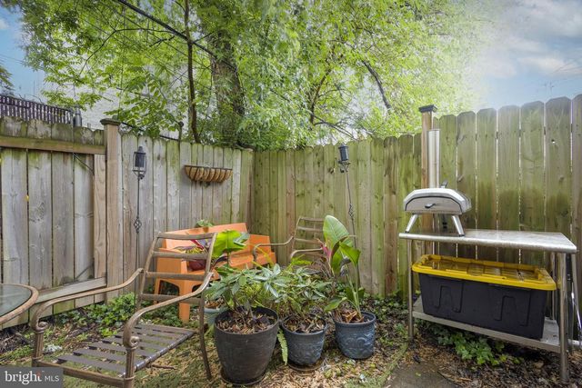 64 GOOD ST, Philadelphia, PA 19119
