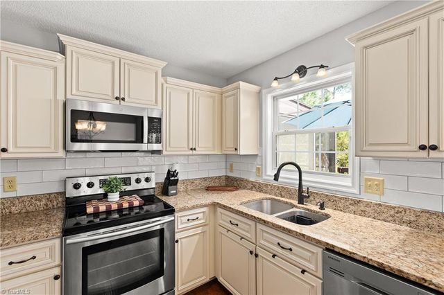 4280 White Oak Drive, Randleman, NC 27317