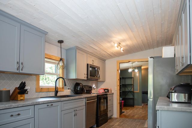 916 County Route 8, Brushton, NY 12916