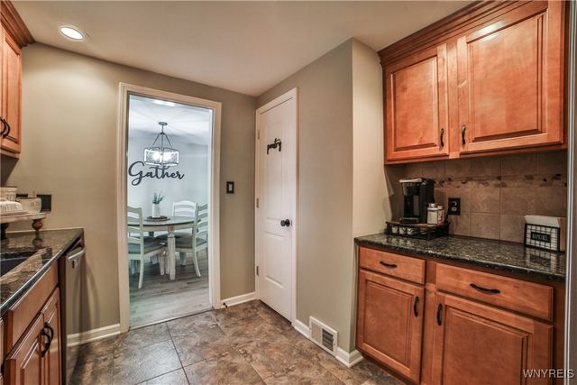 31 Rye Place, Tonawanda, NY 14150