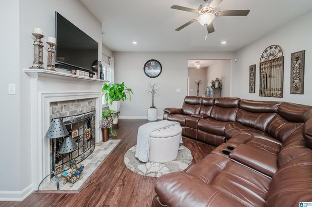 912 SHELBY FARMS CIRCLE, Alabaster, AL 35007