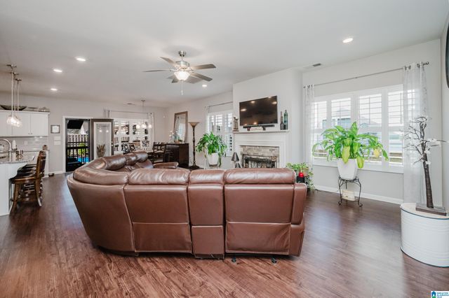 912 SHELBY FARMS CIRCLE, Alabaster, AL 35007