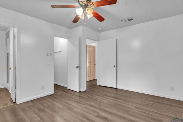 2812 Rampy St, Gladewater, TX 75647