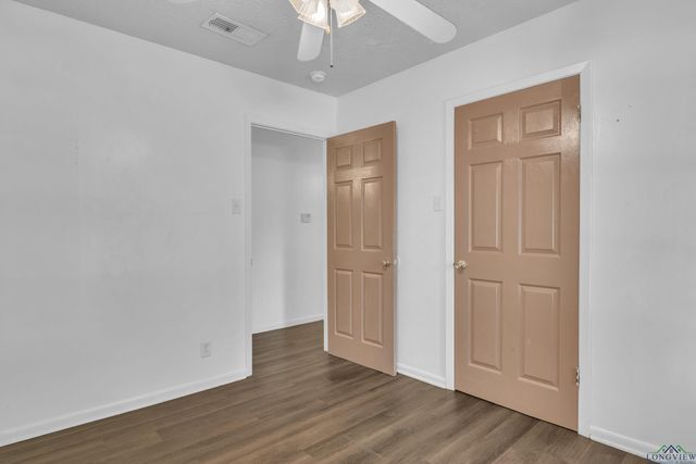 2812 Rampy St, Gladewater, TX 75647