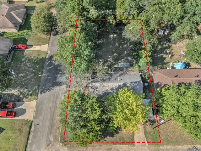 2812 Rampy St, Gladewater, TX 75647