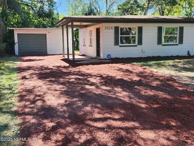 3524 CENTERHILL Drive N, Jacksonville, FL 32254