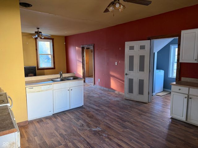 385 S Washington Street, Hartsville, IN 47244