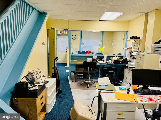 129 N 8TH ST, Reading, PA 19601