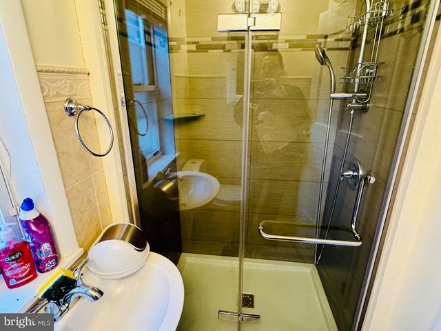 129 N 8TH ST, Reading, PA 19601