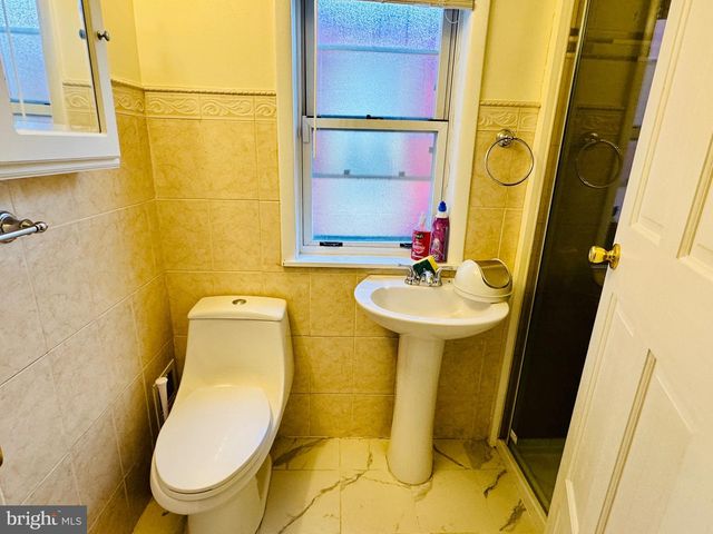 129 N 8TH ST, Reading, PA 19601