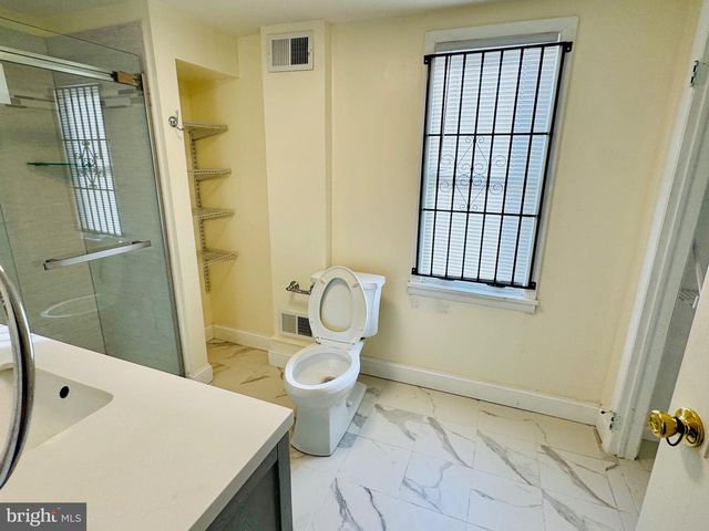 129 N 8TH ST, Reading, PA 19601