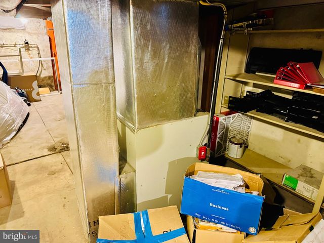 129 N 8TH ST, Reading, PA 19601