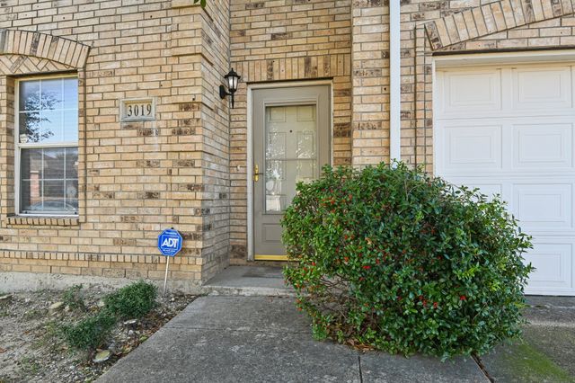 3019 Appaloosa Drive, Dallas, TX 75237