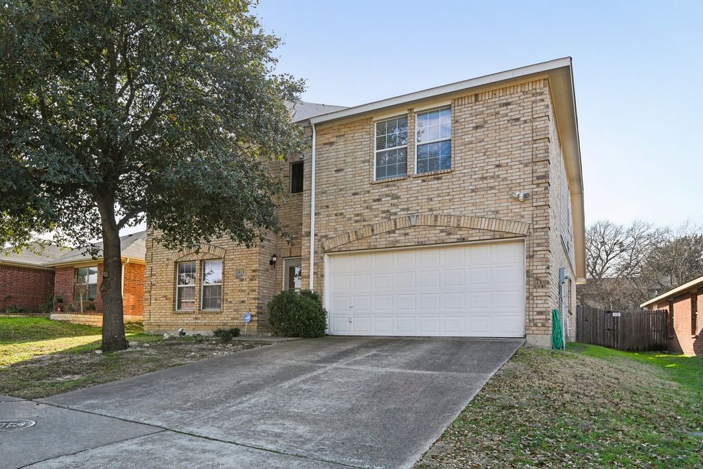 3019 Appaloosa Drive, Dallas, TX 75237