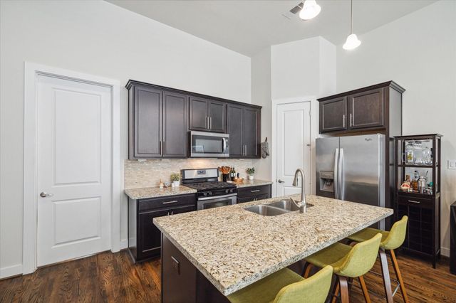 52 N Hutcheson Street, Houston, TX 77003