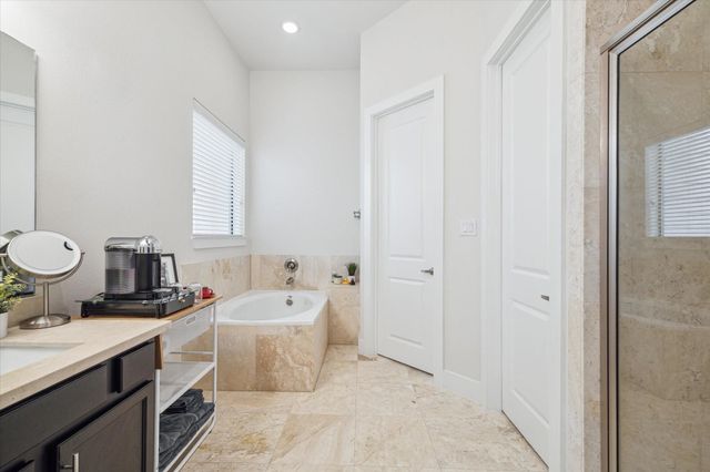 52 N Hutcheson Street, Houston, TX 77003