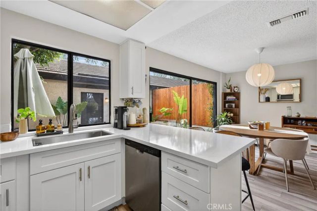 885 Via Sierra Nevada, Riverside, CA 92507