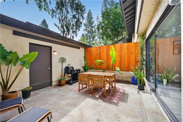 885 Via Sierra Nevada, Riverside, CA 92507