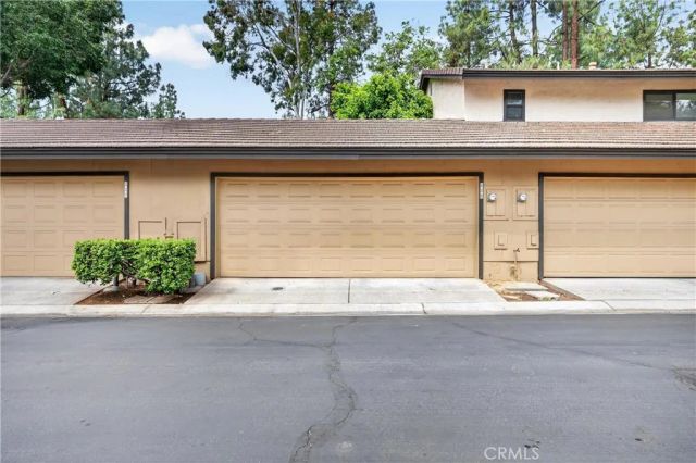 885 Via Sierra Nevada, Riverside, CA 92507