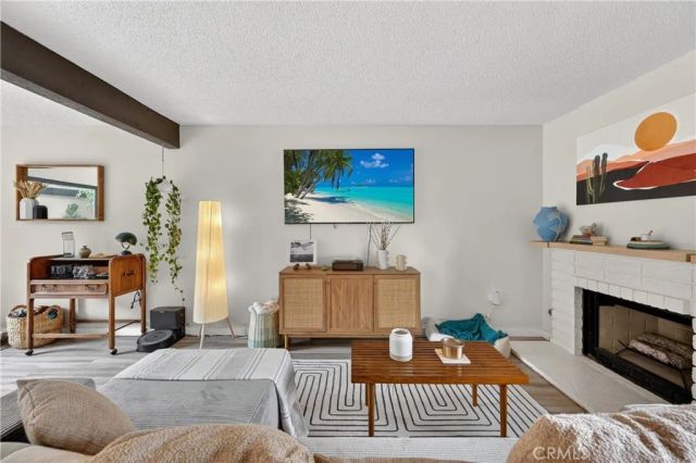 885 Via Sierra Nevada, Riverside, CA 92507
