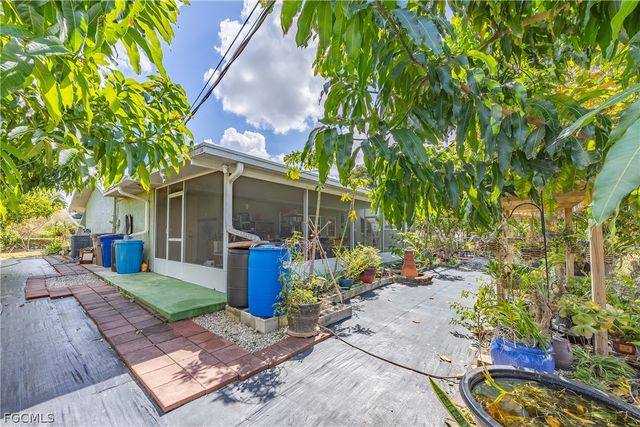 2349 Barcelona AVE, Fort Myers, FL 33905