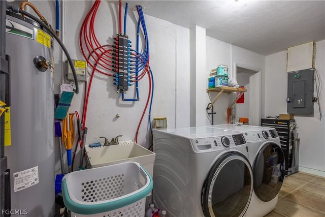 2349 Barcelona AVE, Fort Myers, FL 33905