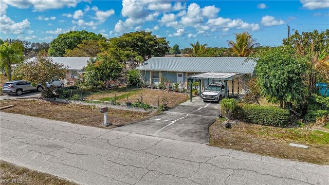 2349 Barcelona AVE, Fort Myers, FL 33905