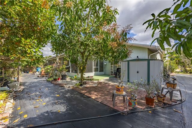 2349 Barcelona AVE, Fort Myers, FL 33905