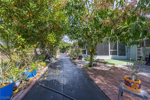 2349 Barcelona AVE, Fort Myers, FL 33905