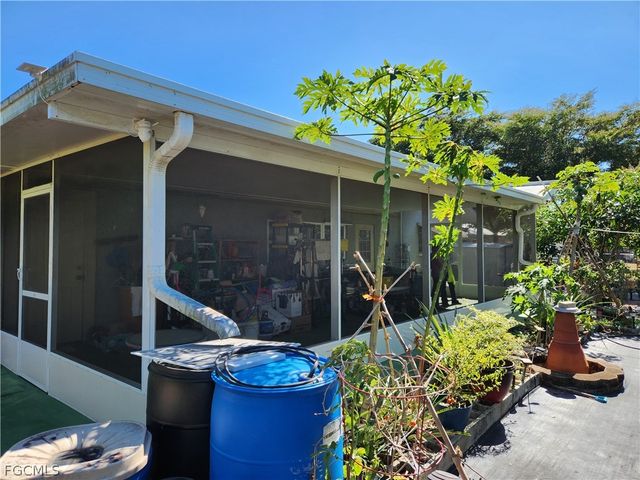 2349 Barcelona AVE, Fort Myers, FL 33905