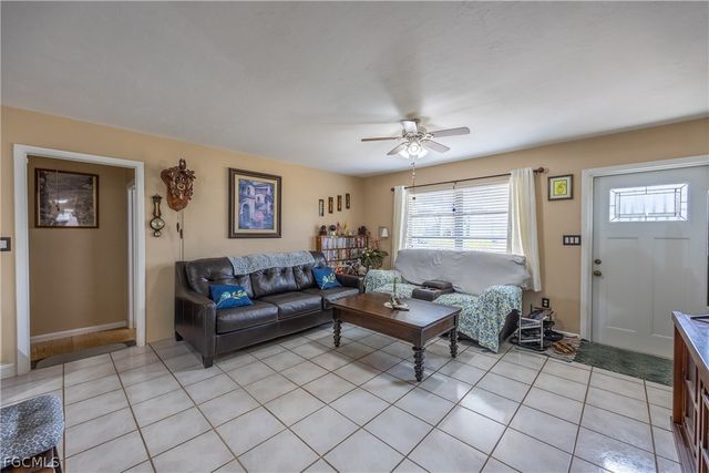 2349 Barcelona AVE, Fort Myers, FL 33905