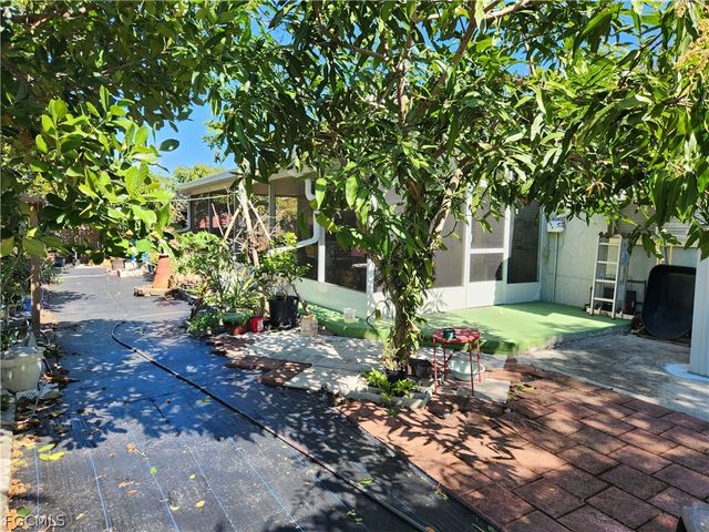 2349 Barcelona AVE, Fort Myers, FL 33905
