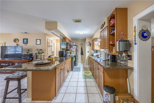 2349 Barcelona AVE, Fort Myers, FL 33905