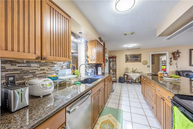 2349 Barcelona AVE, Fort Myers, FL 33905