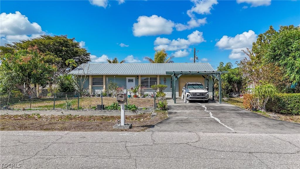 2349 Barcelona AVE, Fort Myers, FL 33905