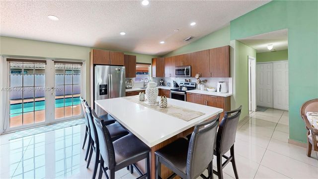 28148 SW 136th Ave, Homestead, FL 33033