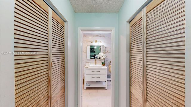 28148 SW 136th Ave, Homestead, FL 33033