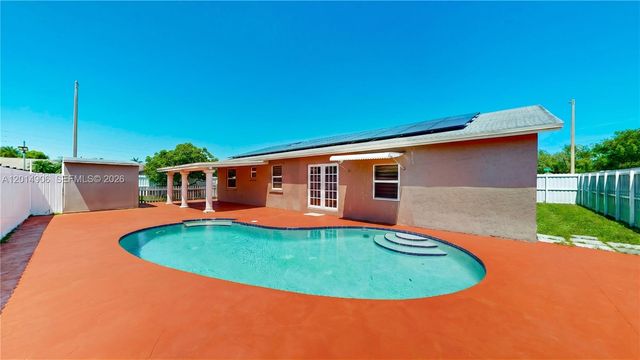 28148 SW 136th Ave, Homestead, FL 33033